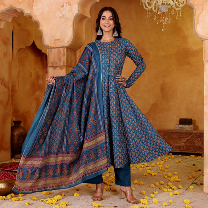 Pranali Cotton Set