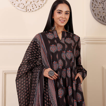 Namira Cotton Set