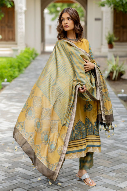 Chanderi Silk Kurta Set of 3 - Ruman Bagh 04