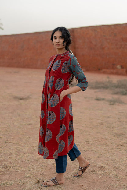 Pintuck Kurta - Red