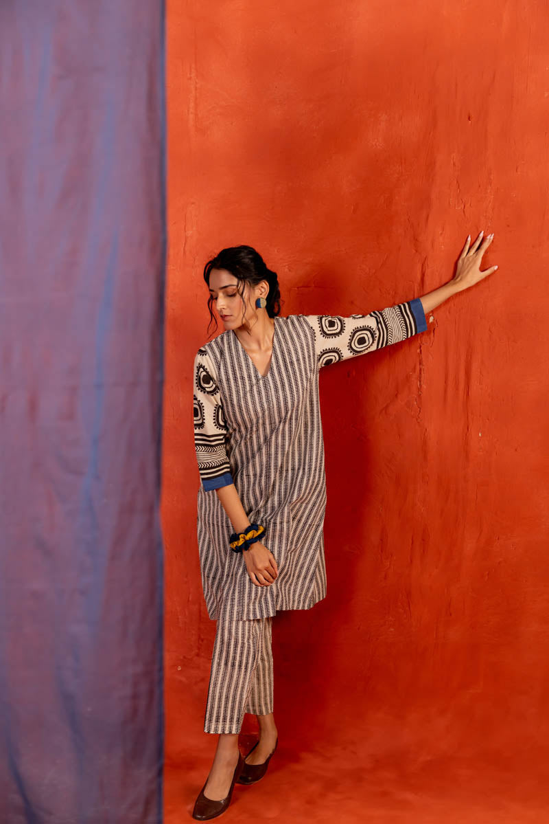 Set of 2 - Kurta & Pants - Asa 16