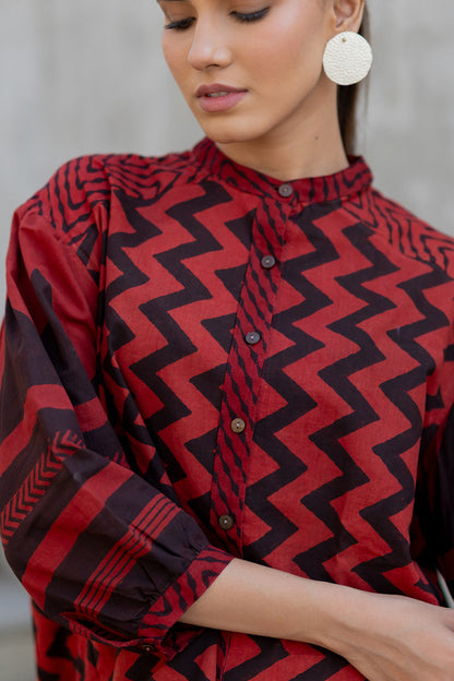 Amlan Top - Chevrons