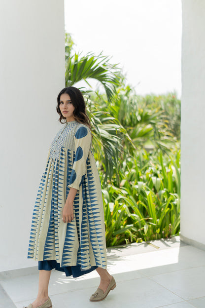 Amra Side Pleat Kurta - Indigo