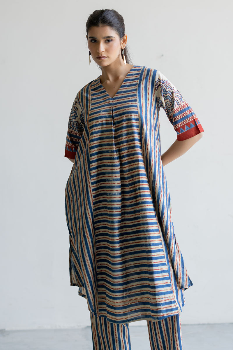 V Neck Panelled Kurta - Vaya