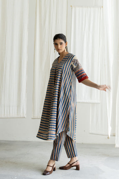 V Neck Panelled Kurta - Vaya
