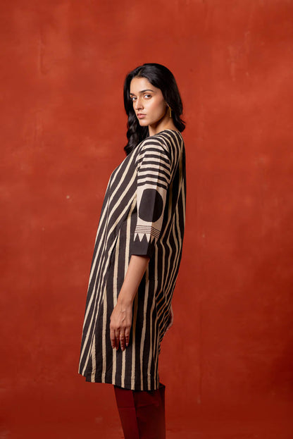 V Neck A-Line Kurta - Aheli