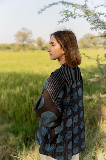 Freesize Anti-fit Top - Black & Indigo Dots