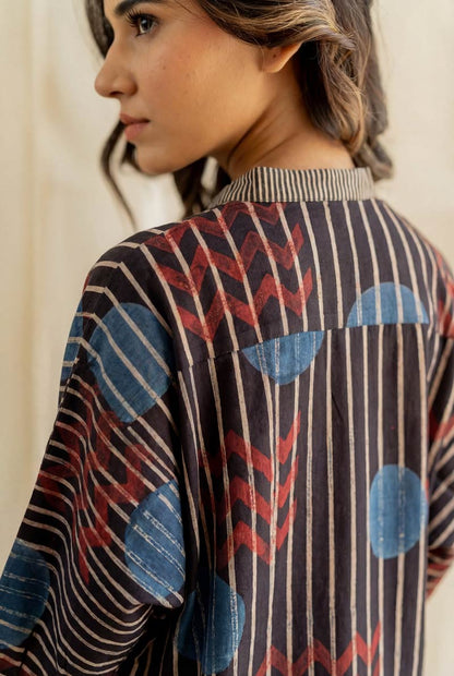 Freesize Anti-fit Top - Black Playful Geometry