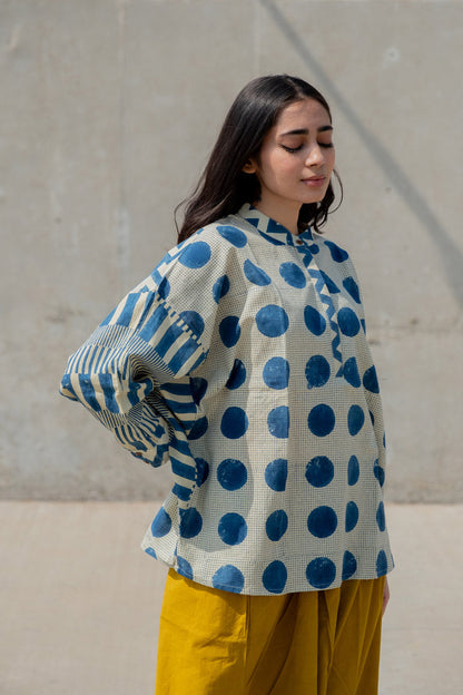 Freesize Anti-fit Top - Indigo Polka