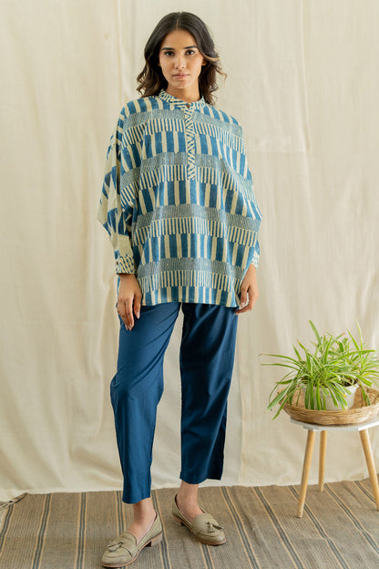 Freesize Anti-fit Top - Indigo Piano stripes
