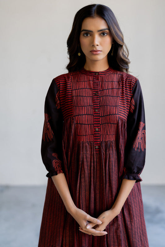 Amra Side Pleat Kurta - Yana