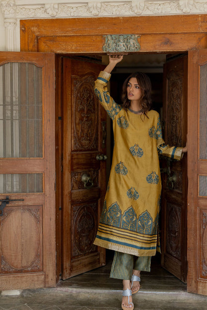 Chanderi Silk Classic Kurta Set of 2 - Parizaad