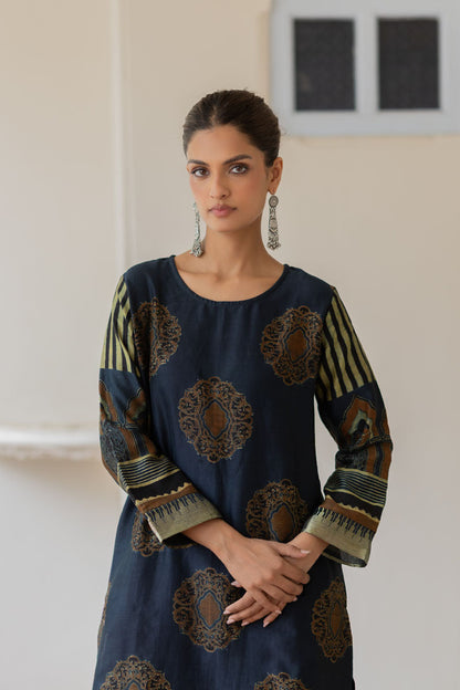 Chanderi Silk Kurta Set of 3 - Ruman Bagh 06