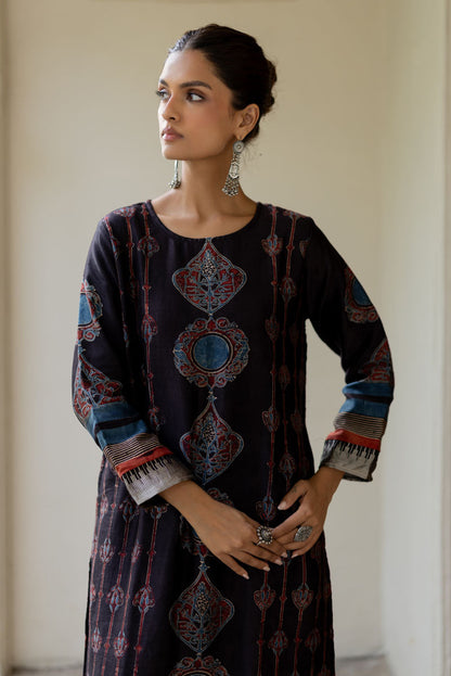 Chanderi Silk Classic Kurta Set of 2 - Naima