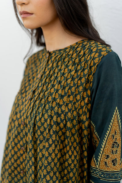Short Pintuck Kurta - Ark Forest Green